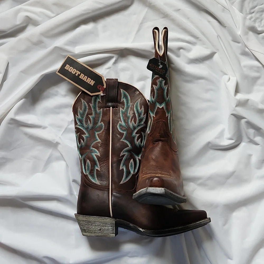 Cowboy boots - Picture 4 of 5